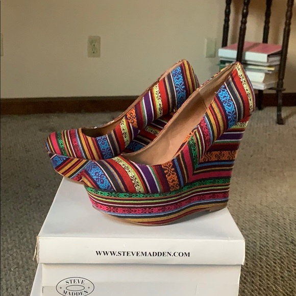 Steve Madden Pammy wedges - Picture 3 of 6